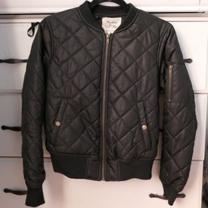 Maralyn & Me Hoodless Puffer Jacket